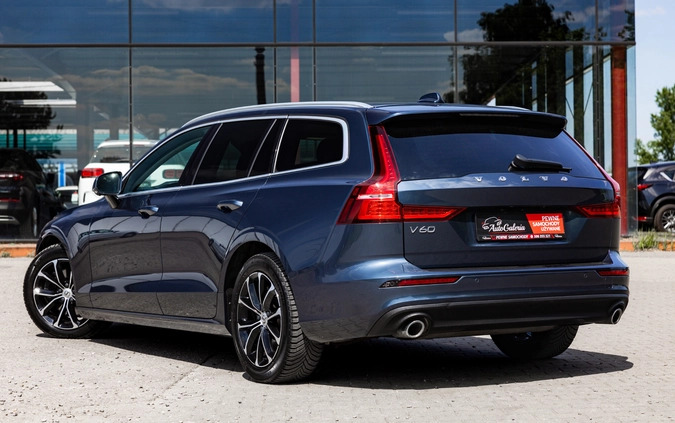 Volvo V60 cena 106900 przebieg: 143170, rok produkcji 2020 z Płońsk małe 781